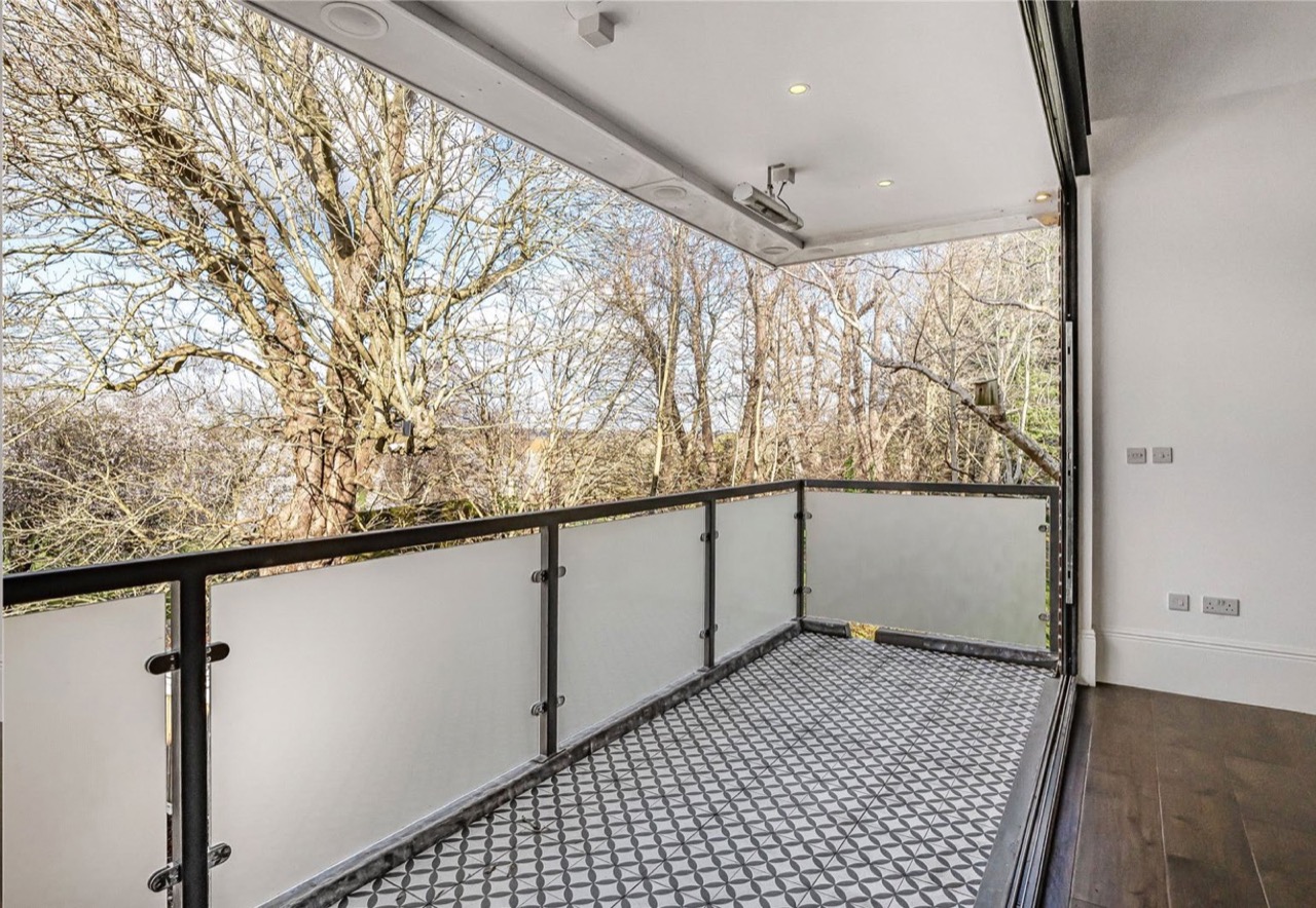 First-floor balcony: New Build Family Home in Totteridge by Alb Homes